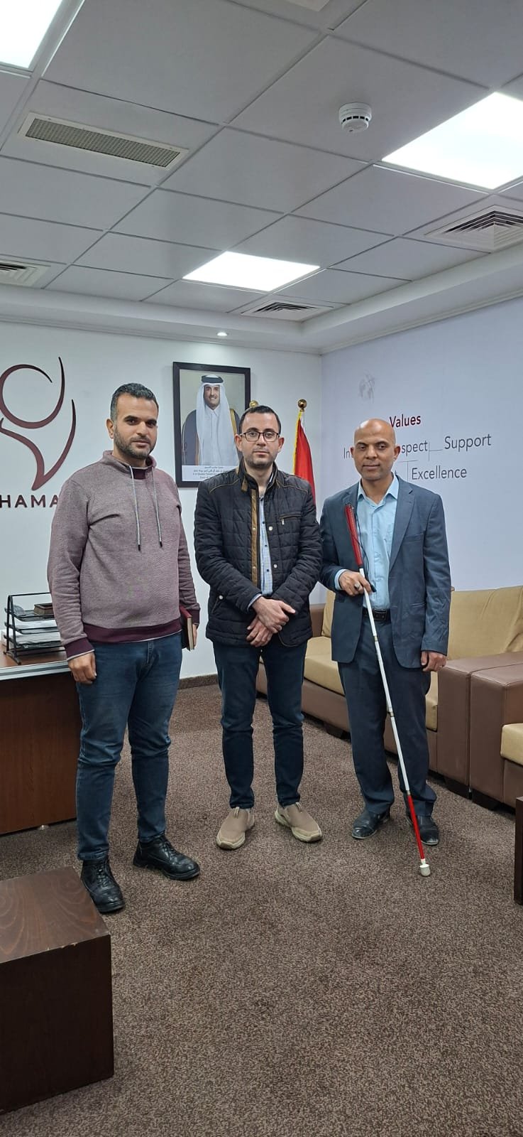 وفد من جمعية منتدى غزة يزور مستشفى حمد للتأهيل والأطراف الصناعية