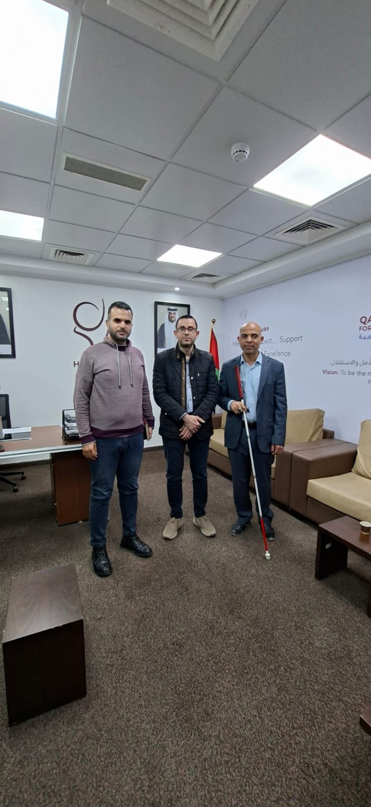 وفد من جمعية منتدى غزة يزور مستشفى حمد للتأهيل والأطراف الصناعية